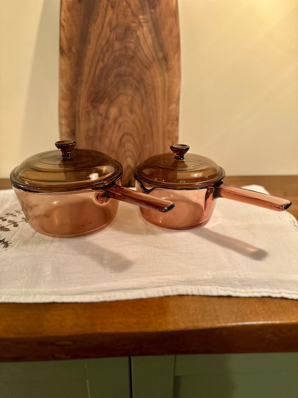 Vision Corning Ware Vintage Amber Set of 2 Pots with Lids 1L & 1.5L